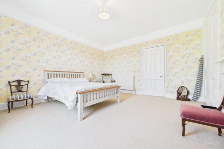 6 bedroom Manor House for sale in Burnham Manor - Burnham, Barton-upon-Humber, North Lincolnshire, DN18