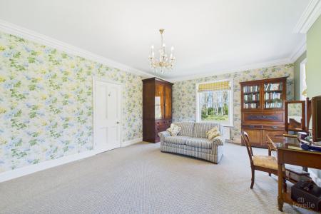 6 bedroom Manor House for sale in Burnham Manor - Burnham, Barton-upon-Humber, North Lincolnshire, DN18