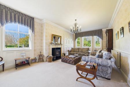 6 bedroom Manor House for sale in Burnham Manor - Burnham, Barton-upon-Humber, North Lincolnshire, DN18