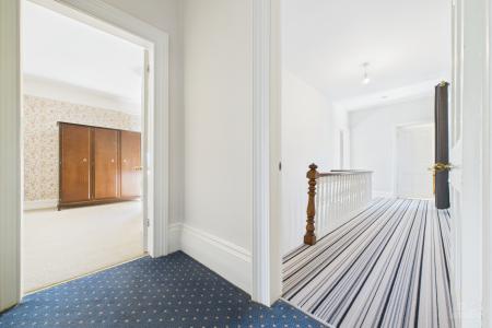 6 bedroom Manor House for sale in Burnham Manor - Burnham, Barton-upon-Humber, North Lincolnshire, DN18