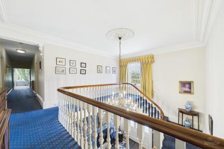 6 bedroom Manor House for sale in Burnham Manor - Burnham, Barton-upon-Humber, North Lincolnshire, DN18