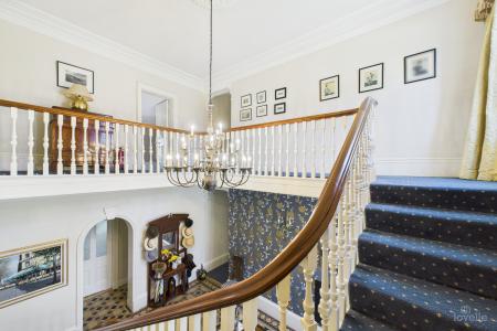 6 bedroom Manor House for sale in Burnham Manor - Burnham, Barton-upon-Humber, North Lincolnshire, DN18