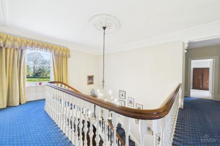 6 bedroom Manor House for sale in Burnham Manor - Burnham, Barton-upon-Humber, North Lincolnshire, DN18