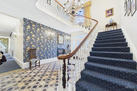 6 bedroom Manor House for sale in Burnham Manor - Burnham, Barton-upon-Humber, North Lincolnshire, DN18