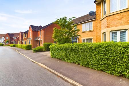 4 bedroom Detached house for sale in Clipson Crest, Barton-upon-Humber, North Lincolnshire, DN18