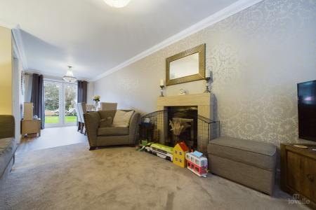 4 bedroom Detached house for sale in Clipson Crest, Barton-upon-Humber, North Lincolnshire, DN18