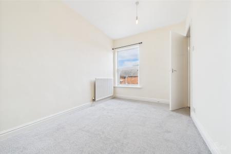 3 bedroom Terraced House for sale in Dam Road, Barton-upon-Humber, North Lincolnshire, DN18