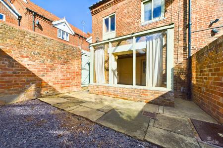 2 bedroom Character Property for sale in Kingsgarth, Barton-upon-Humber, North Lincolnshire, DN18