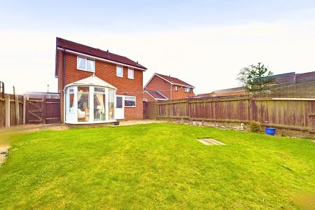 3 bedroom Detached house for sale in Millbrook Way, Barton-upon-Humber, North Lincolnshire, DN18