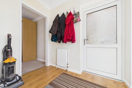 3 bedroom Detached bungalow for sale in Millfields, Barton-upon-Humber, North Lincolnshire, DN18