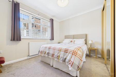 3 bedroom Detached bungalow for sale in Millfields, Barton-upon-Humber, North Lincolnshire, DN18