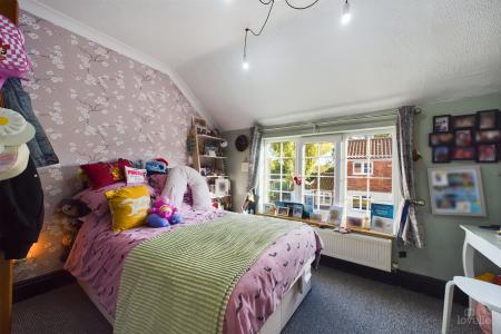 5 bedroom Detached house for sale in North End, Goxhill, North Lincolnshire, DN19