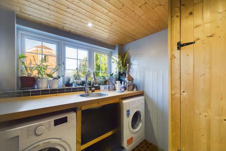 5 bedroom Detached house for sale in North End, Goxhill, North Lincolnshire, DN19