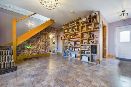 5 bedroom Detached house for sale in North End, Goxhill, North Lincolnshire, DN19