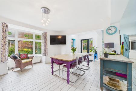 6 bedroom Detached house for sale in North Street, Barrow-upon-Humber, North Lincolnshire, DN19