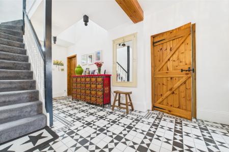 6 bedroom Detached house for sale in North Street, Barrow-upon-Humber, North Lincolnshire, DN19