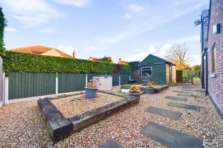 4 bedroom Detached house for sale in North Street, Barrow-upon-Humber, North Lincolnshire, DN19