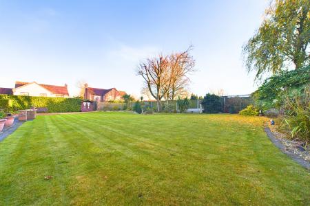 4 bedroom Detached house for sale in North Street, Barrow-upon-Humber, North Lincolnshire, DN19