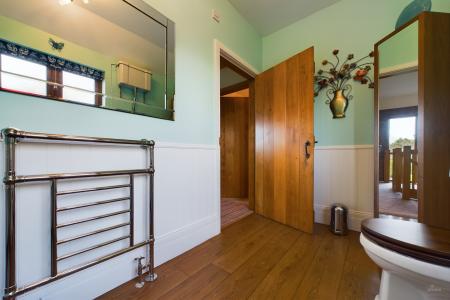 4 bedroom Detached house for sale in North Street, Barrow-upon-Humber, North Lincolnshire, DN19