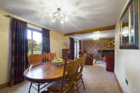 4 bedroom Detached house for sale in North Street, Barrow-upon-Humber, North Lincolnshire, DN19