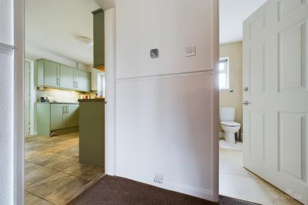 2 bedroom Semi-detached house for sale in Nursery Close, Barton-upon-Humber, North Lincolnshire, DN18