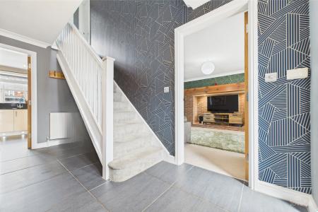 6 bedroom Detached house for sale in Orangeleaf Way, Barton-upon-Humber, North Lincolnshire, DN18