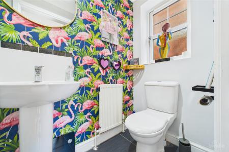 6 bedroom Detached house for sale in Orangeleaf Way, Barton-upon-Humber, North Lincolnshire, DN18