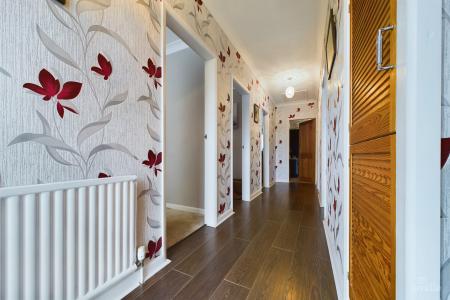 3 bedroom Detached bungalow for sale in Parkdale, Barton-upon-Humber, North Lincolnshire, DN18
