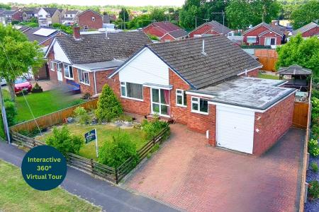 3 bedroom Detached bungalow for sale in Parkdale, Barton-upon-Humber, North Lincolnshire, DN18
