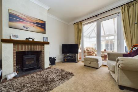 3 bedroom Detached bungalow for sale in Parkdale, Barton-upon-Humber, North Lincolnshire, DN18