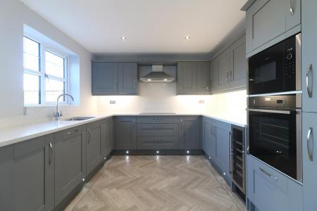 4 bedroom Detached house for sale in Plot 16 - Ferry Road, Barrow-upon-Humber, North Lincolnshire, DN19