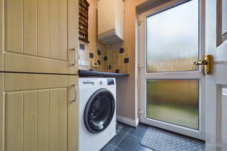 4 bedroom Detached house for sale in Riverbank Rise, Barton-upon-Humber, North Lincolnshire, DN18