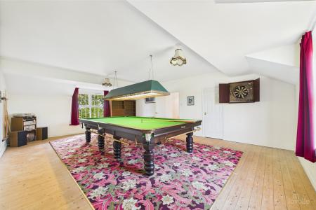 4 bedroom Detached house for sale in Swallow Lane, Wootton, North Lincolnshire, DN39