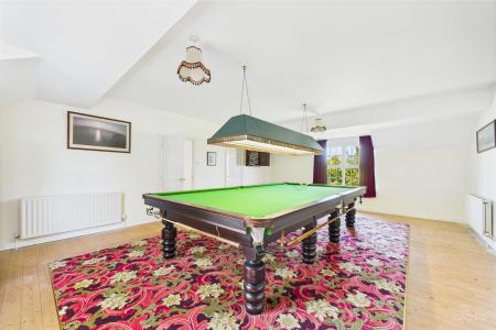4 bedroom Detached house for sale in Swallow Lane, Wootton, North Lincolnshire, DN39