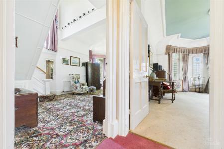 6 bedroom Detached house for sale in West End Road, Ulceby, North Lincolnshire, DN39