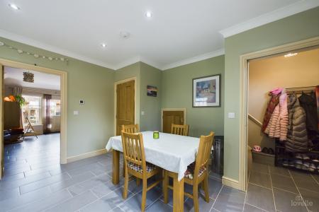 3 bedroom End of terrace house for sale in Whitecross Street, Barton-upon-Humber, North Lincolnshire, DN18