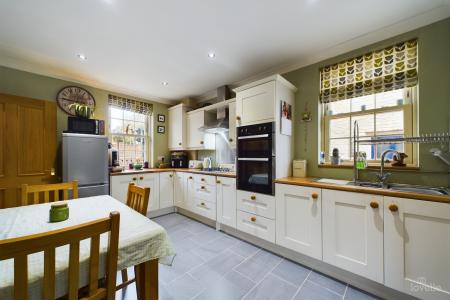 3 bedroom End of terrace house for sale in Whitecross Street, Barton-upon-Humber, North Lincolnshire, DN18