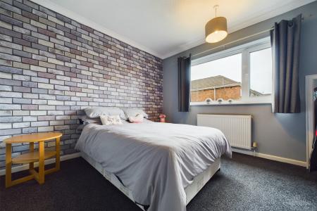 4 bedroom Semi-detached house for sale in Tofts Road, Barton-upon-Humber, North Lincolnshire, DN18