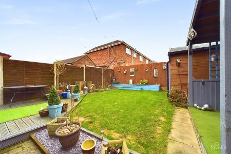 4 bedroom Semi-detached house for sale in Tofts Road, Barton-upon-Humber, North Lincolnshire, DN18
