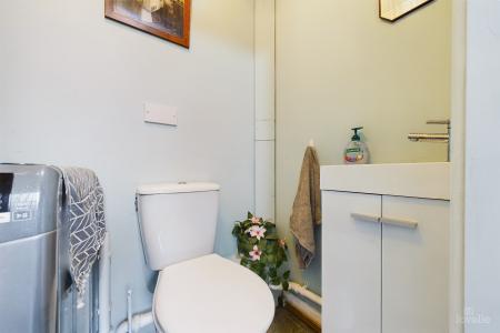 4 bedroom Semi-detached house for sale in Tofts Road, Barton-upon-Humber, North Lincolnshire, DN18