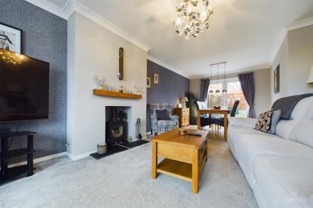 4 bedroom Semi-detached house for sale in Tofts Road, Barton-upon-Humber, North Lincolnshire, DN18