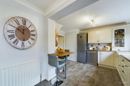 4 bedroom Semi-detached house for sale in Tofts Road, Barton-upon-Humber, North Lincolnshire, DN18