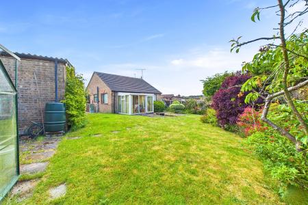2 bedroom Detached bungalow for sale in Welton Close, Barton-upon-Humber, North Lincolnshire, DN18