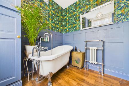 4 bedroom Detached house for sale in Willow House - Soutergate, Barton-upon-Humber, North Lincolnshire, DN18