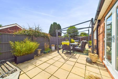 4 bedroom Detached house for sale in Warwick Drive, Barton-upon-Humber, North Lincolnshire, DN18