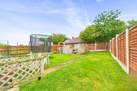 3 bedroom Semi-detached house for sale in Providence Crescent, Barton-upon-Humber, North Lincolnshire, DN18