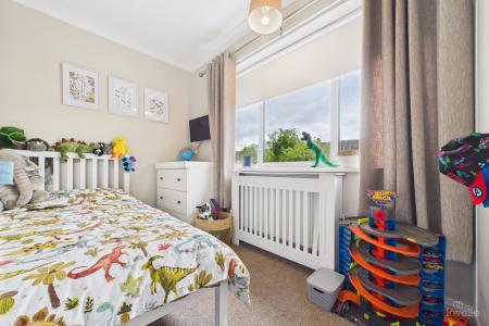 3 bedroom Semi-detached house for sale in Providence Crescent, Barton-upon-Humber, North Lincolnshire, DN18