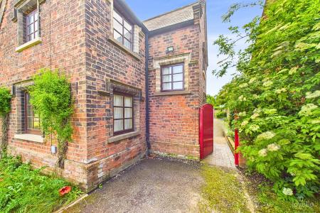 Killingholme Road, Ulceby, North Lincolnshire, DN39