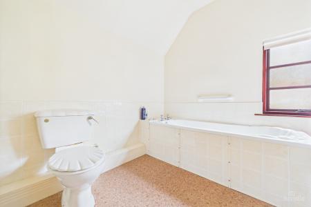 2 bedroom Semi-detached house for sale in Killingholme Road, Ulceby, North Lincolnshire, DN39