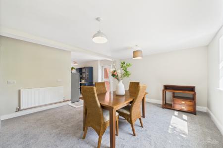 4 bedroom Detached house for sale in Westfield Road, Barton-upon-Humber, North Lincolnshire, DN18